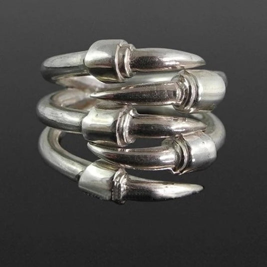 Five Claw Ring