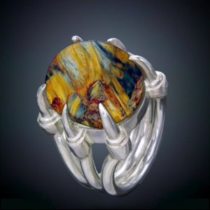Claw Ring