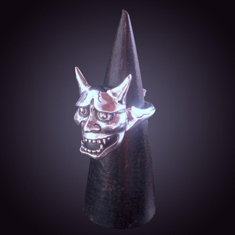 
                      
                        HANNYA RING
                      
                    
