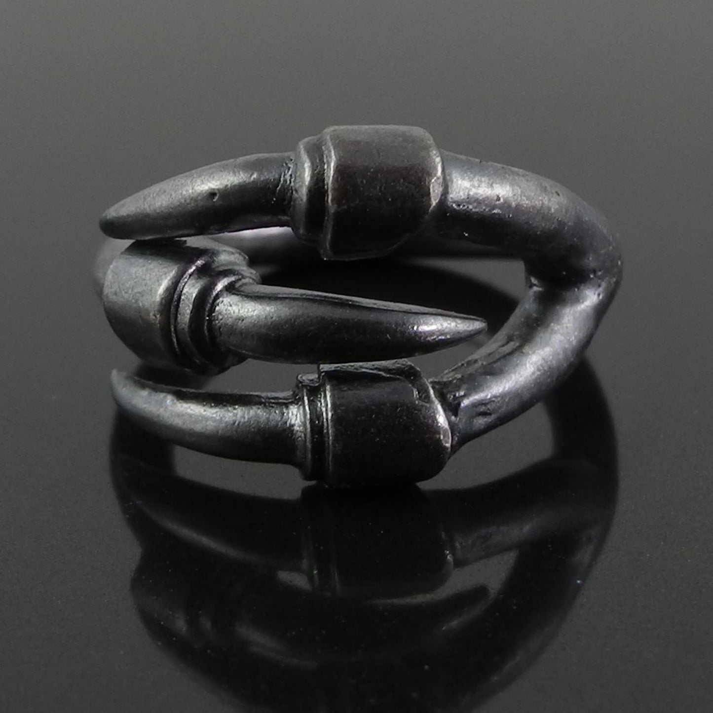 Three Claw Ring 