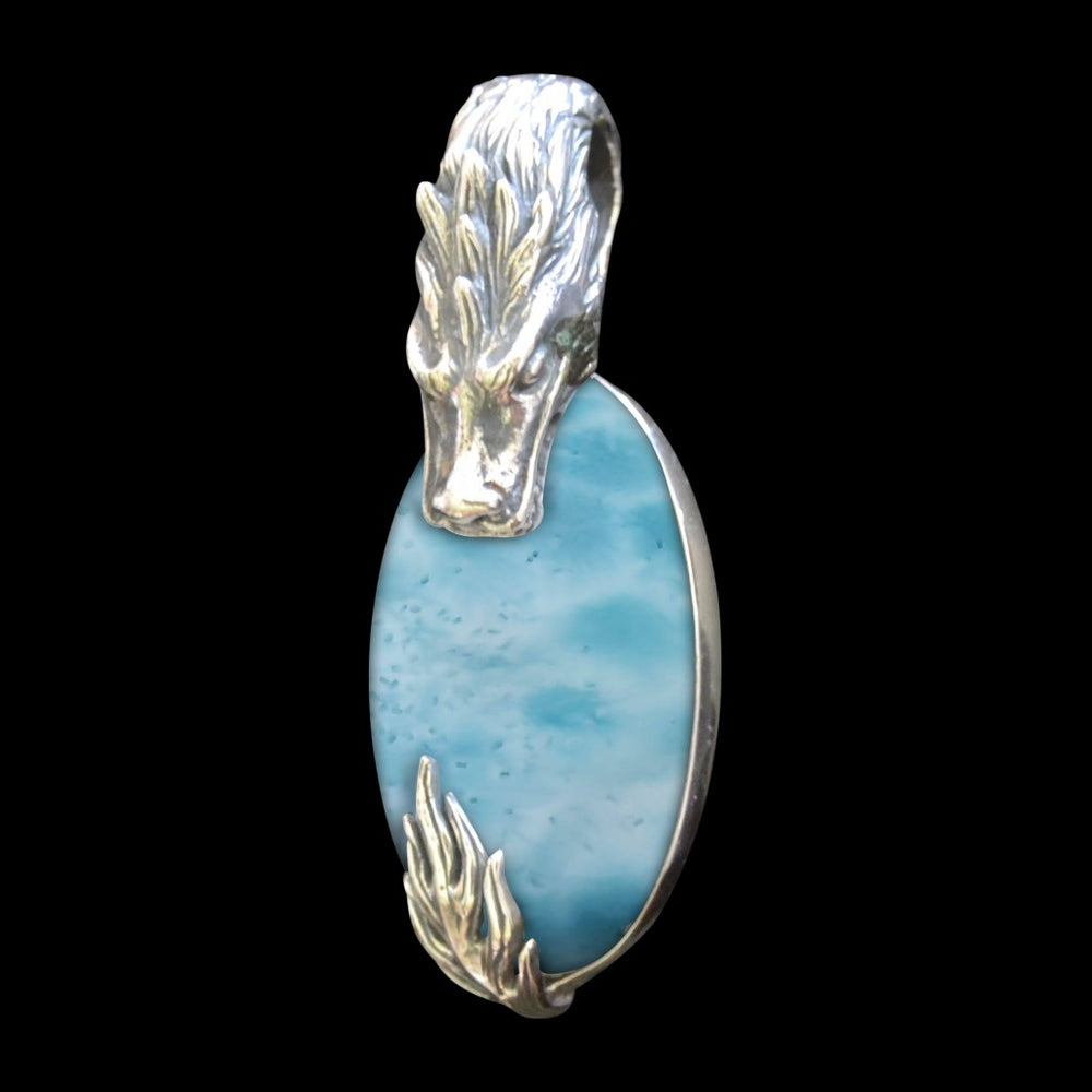 
                      
                        Larimar
                      
                    