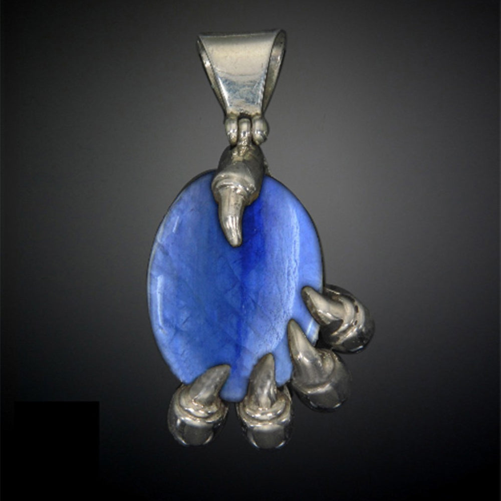 
                      
                        Kyanite
                      
                    