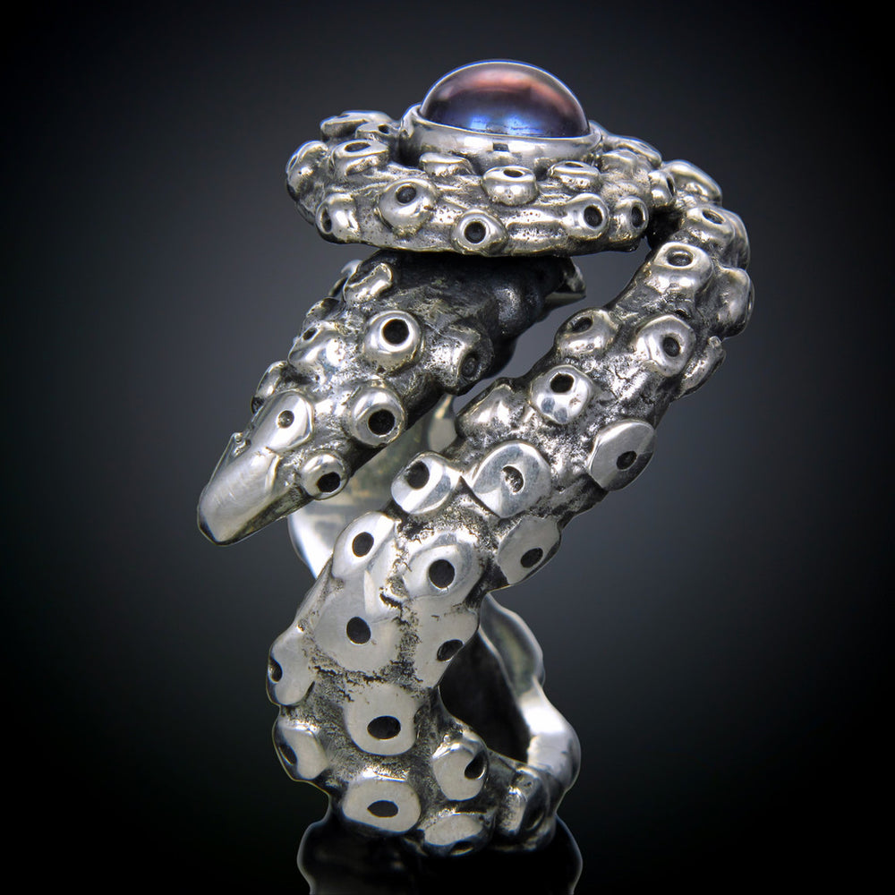 
                      
                        Tentacle Stoned Ring
                      
                    